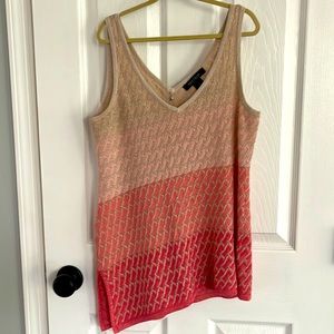 Women’s size S pink ombré sleeveless sweater blouse White House Black Market